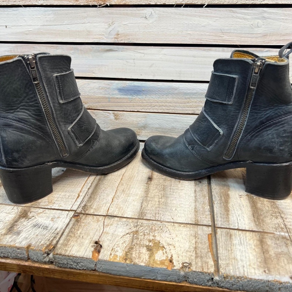 Frye Sabrina Engineer Moto Boots Black Leather Buckle USA Vintage 7M - Picture 4 of 11